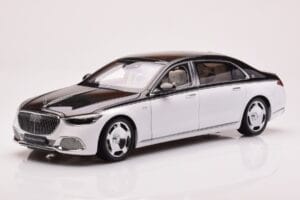 Mercedes Maybach S680 W223 Obsidian Musta Diamond Valkoinen Almost Real 1:18 820121