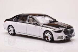 Mercedes Maybach S680 W223 Obsidian Musta Diamond Valkoinen Almost Real 1:18 820121 Metalli — kuva 5 / 7