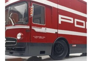 Mercedes O317 Porsche Transporter Punainen CMR 1:18 CMR149 Metalli — kuva 7 / 12