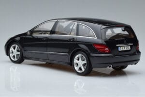 Mercedes R-Class W251 Obsidian Musta Minichamps 1:18 B66962325 Metalli — kuva 6 / 7