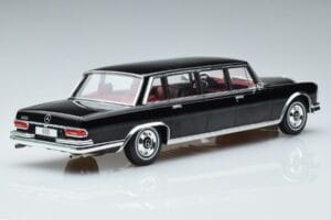 Mercedes 600 LWB Pullman W100 Musta MCG 1:18 MCG18187 Metalli — kuva 2 / 6