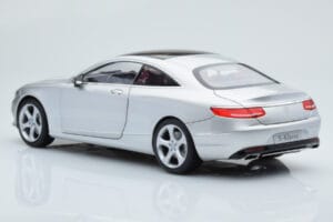 Mercedes S-Class W222 Iridium Hopea Norev 1:18 B66961242 Metalli — kuva 7 / 8