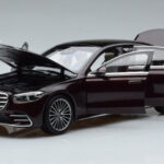 Mercedes S-Class W223 AMG Line Punainen Norev 1:18 - image 2 of 8