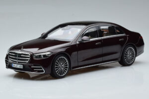 Mercedes S-Class W223 AMG Line Punainen Norev 1:18