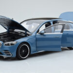 Mercedes S-Class W223 Vintage Sininen Norev 1:18 - image 2 of 7