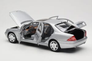 Mercedes S600 W220 Hopea Metallic Norev 1:18 183810 Metalli — kuva 5 / 8