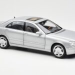 Mercedes S600 W220 Hopea Metallic Norev 1:18 - image 6 of 8