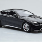 Mercedes AMG S63 C217 Coupe Musta GT Spirit 1:18 - image 4 of 6