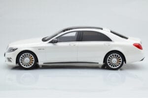 Mercedes AMG S65 W222 Valkoinen GT Spirit 1:18 B66960371 Hartsi — kuva 3 / 8