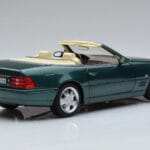 Mercedes SL500 R129 Vihreä Metallic Norev 1:18 183753 Metalli - image 4 of 8
