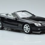 Mercedes SL500 R230 Musta Norev 1:18 183840 Metalli - image 5 of 8