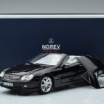 Mercedes SL500 R230 Musta Norev 1:18 183840 Metalli - image 8 of 8
