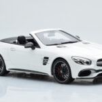 Mercedes AMG SL63 R231 Valkoinen GT Spirit 1:18 - image 4 of 6