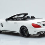 Mercedes AMG SL63 R231 Valkoinen GT Spirit 1:18 - image 5 of 6