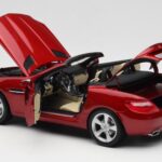 Mercedes SLK R172 Designo Zircon Punainen Minichamps 1:18 B66960513 - image 5 of 8