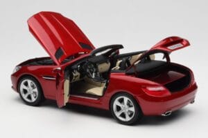 Mercedes SLK R172 Designo Zircon Punainen Minichamps 1:18 B66960513 Metalli — kuva 5 / 8