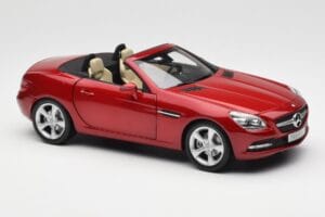 Mercedes SLK R172 Designo Zircon Punainen Minichamps 1:18 B66960513 Metalli — kuva 6 / 8