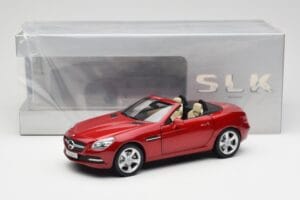 Mercedes SLK R172 Designo Zircon Punainen Minichamps 1:18 B66960513 Metalli — kuva 8 / 8