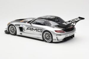 Mercedes SLS AMG GT3 #96 M. Hakkinen AMG Customer Sports 6 Hours of Zhuhai ILMC 2011 Minichamps 1:18 B66960197 Metalli — kuva 5 / 6