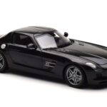 Mercedes SLS AMG Obsidian Musta Metallic Minichamps 1:18 B66960042 - image 5 of 7