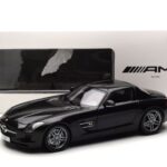 Mercedes SLS AMG Obsidian Musta Metallic Minichamps 1:18 B66960042 - image 7 of 7
