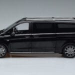 Mercedes V-Class W447 V260L Musta Mercedes 1:18 QALCN89911150 Metalli - image 4 of 8