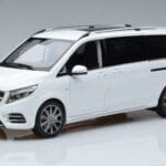 Mercedes V-Class W447 V260L Valkoinen Mercedes 1:18 QALCN89911149 Metalli