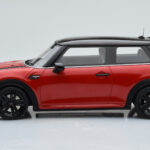 Mini Cooper S JCW F56 Punainen Otto 1:18 - image 3 of 6