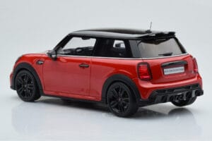 Mini Cooper S JCW F56 Punainen Otto 1:18 OT984 Hartsi — kuva 5 / 6
