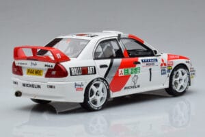 Mitsubishi Lancer Evo 4 T. Makinen / S. Harjanne Rally Catalunya 1997 Otto 1:18 OT409 Hartsi — kuva 2 / 6