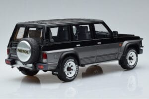 Nissan Patrol GR Y60 Harmaa Otto 1:18 OT993 Hartsi — kuva 2 / 6