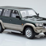 Nissan Patrol GR Y61 Vihreä Otto 1:18 - image 3 of 5