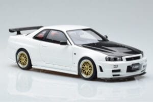 Nissan Skyline GT-R R34 Nismo Z-Tune Valkoinen MotorHelix 1:18 M83407 Metalli — kuva 6 / 11