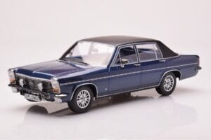 Opel Diplomat B Tummansininen Metallic MCG 1:18 MCG18336