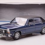 Opel Diplomat B Tummansininen Metallic MCG 1:18 - image 6 of 6