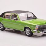 Opel Diplomat B Vihreä Metallic MCG 1:18 - image 4 of 6