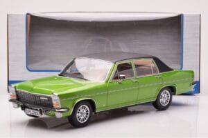 Opel Diplomat B Vihreä Metallic MCG 1:18 MCG18337 Metalli — kuva 6 / 6