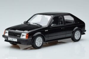 Opel Kadett D GTE Musta MCG 1:18 MCG18270 Metalli
