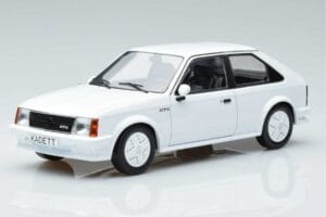 Opel Kadett D GTE Valkoinen MCG 1:18 MCG18268 Metalli