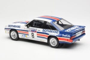 Opel Manta 400 Rothmans #8 J. McRae / I. Grindrod Lombard RAC Rally 1983 IXO 1:18 18RMC038A Metalli — kuva 5 / 6