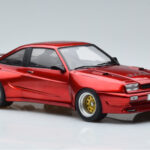 Opel Manta B Mattig Punainen MCG 1:18 - image 4 of 6