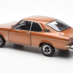 Opel Manta A Pronssi Metallic Norev 1:18 - image 7 of 8