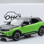 Opel Mokka-e GS Line Matcha Vihreä Otto 1:18 - image 5 of 5