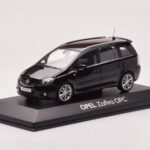 Opel Zafira B OPC Musta Minichamps 1:43 - image 2 of 4
