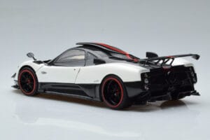 Pagani Zonda Cinque Valkoinen Benny Almost Real 1:18 850601001 Metalli — kuva 7 / 12