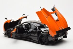 Pagani Zonda F Oranssi St Tropez Almost Real 1:18 850409001 Metalli — kuva 5 / 8