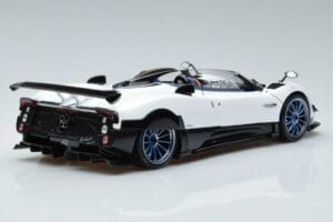 Pagani Zonda HP Barchetta Carbon Fiber Valkoinen LCD 1:18 LCD18009-WH Metalli — kuva 3 / 9