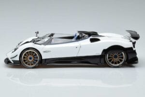 Pagani Zonda HP Barchetta Carbon Fiber Valkoinen LCD 1:18 LCD18009-WH Metalli — kuva 5 / 9