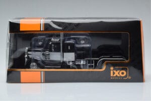 Peterbilt 350 Musta IXO 1:43 TR114 Metalli — kuva 6 / 6