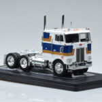 Peterbilt 352 H Valkoinen IXO 1:43 TR078 - image 4 of 6